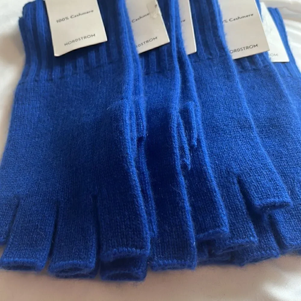 NORDSTROM WOMENS CASHMERE FINGERLESS GLOVES BLUE ONE SIZE NWT